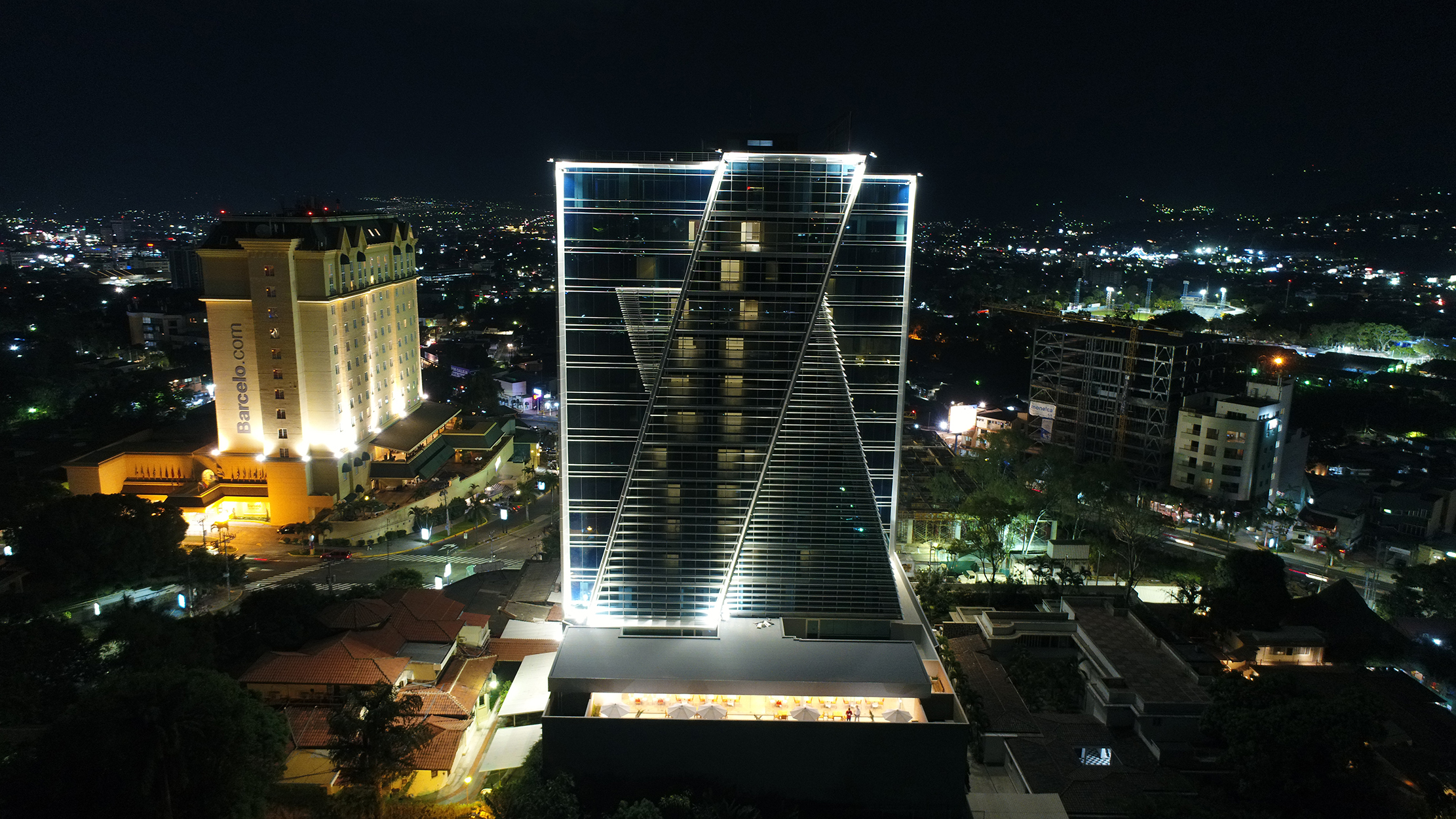 DCIM100MEDIADJI_0015.JPG